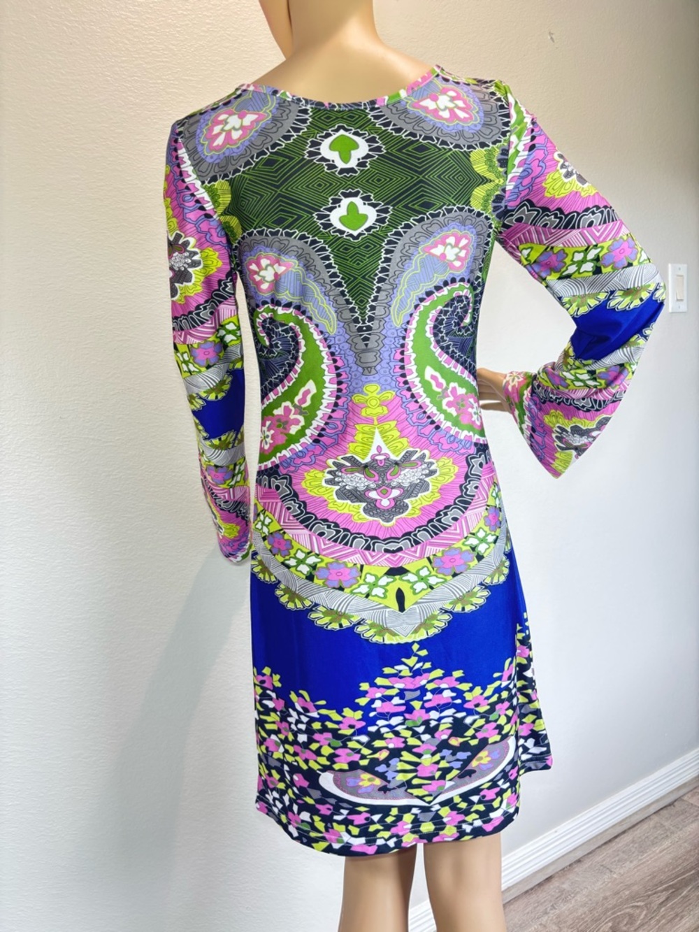 White Mark Couture Collection Blue, Pink & Green Paisley-Print Long Sleeve Dress - Picture 12 of 13
